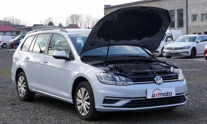 Volkswagen Golf cena 45999 przebieg: 211404, rok produkcji 2017 z Gryfice małe 562